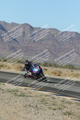 media/Nov-01-2025-CVMA (Sat) [[fc0f7531b8]]/Race 13-Femmewalla-Femmewalla UL/